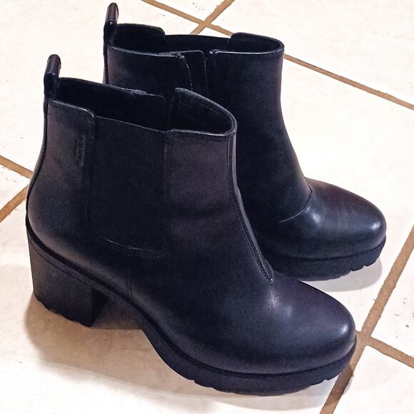 Vagabond Shoemakers Black Chelsea Bootie Boots USA Size 7.5 - Picture 3 of 9